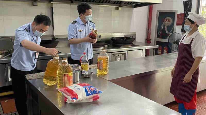 休闲食品加盟代理：揭秘十大品牌背后的行业秘密